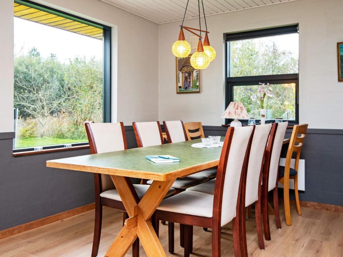 8 Person Holiday Home In R M Lakolk Bagian luar foto